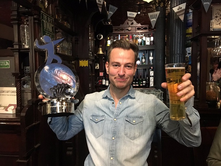 Greatest Poker Player in the Universe - Simon Jones